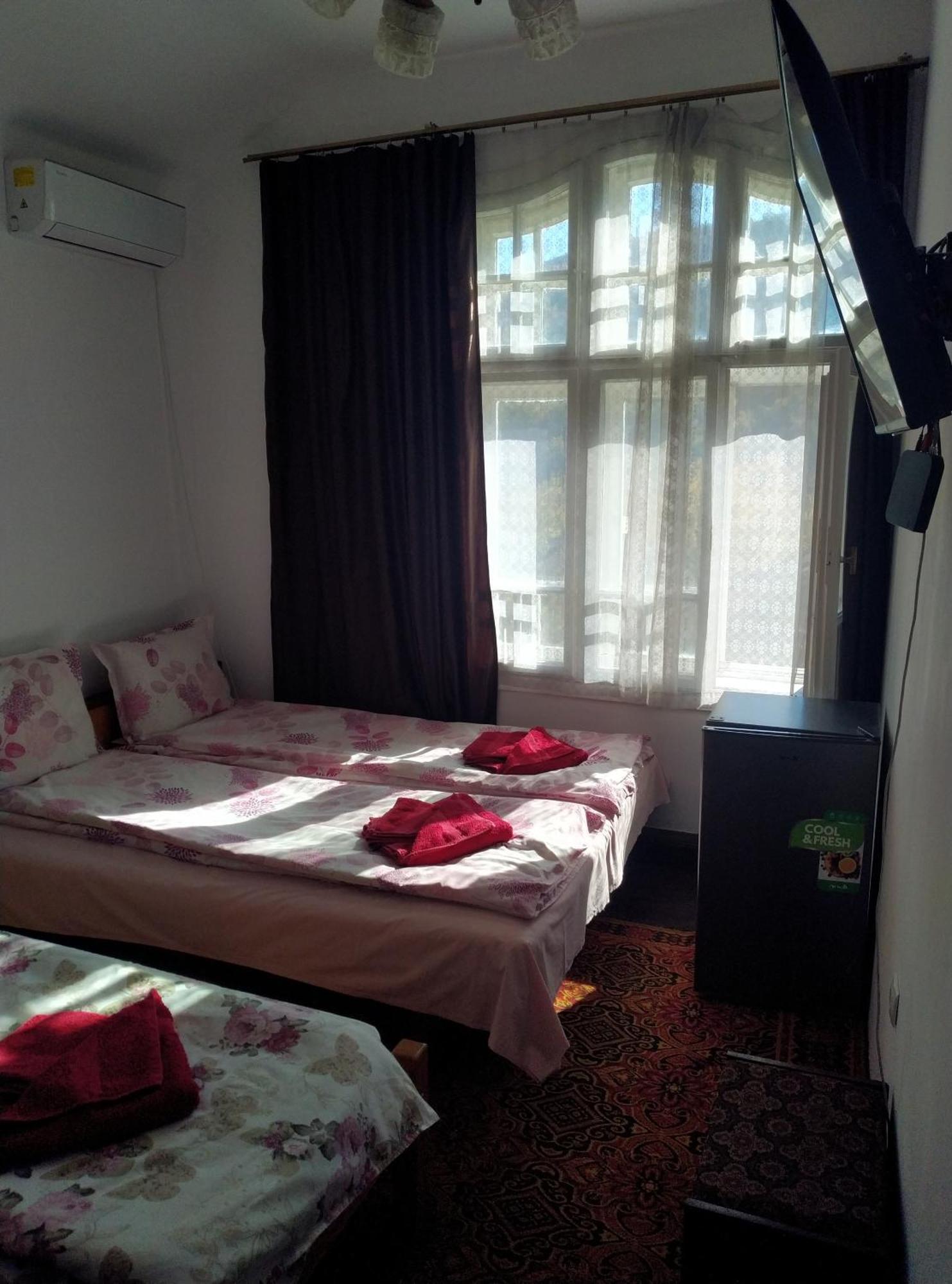 Mercury Guest House Veliko Tárnovo Exterior foto